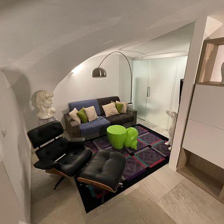 Апартаменти Loft “Cinema Galleria” Барі Екстер'єр фото